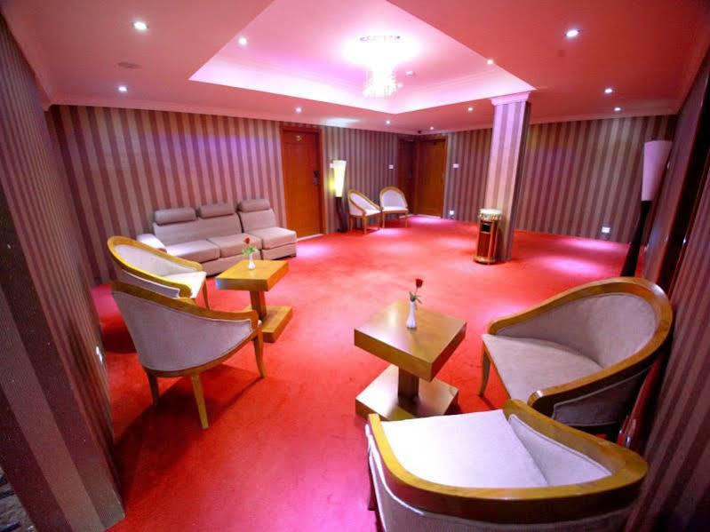 Hotel Sea Pearl Kollam Eksteriør bilde
